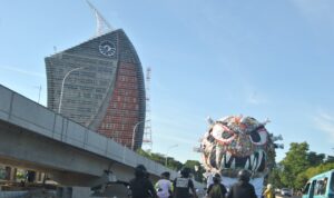 Monster Plastik (2)