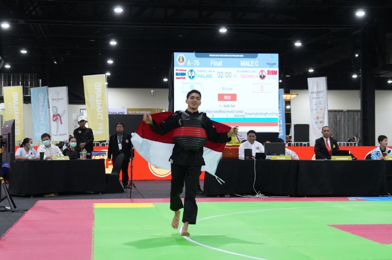 6389pencak-silat-raih-4-emas-di-sea-games-2025-menpora-kita-perjuangkan-silat-dipertandingkan-di-asian-games